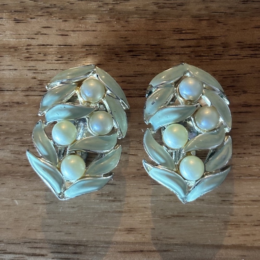 Vintage CHAREL Clip on Fantasy Earrings Green Ivory Preowned Classic Jewelry